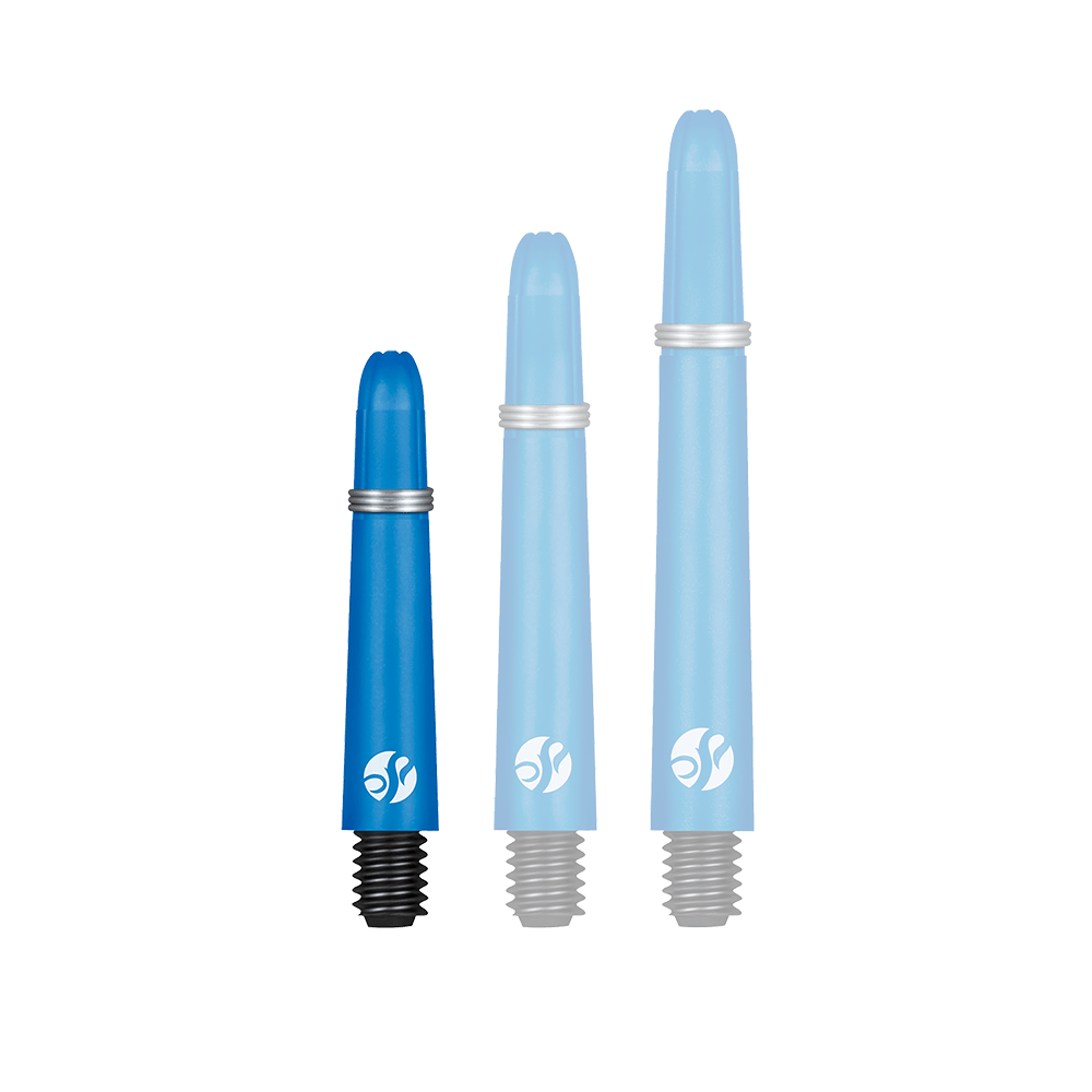 Auf dem Bild sind drei blaue Dartschäfte in verschiedenen Längen zu sehen. Sie haben schwarze Gewinde und silberne Ringe.