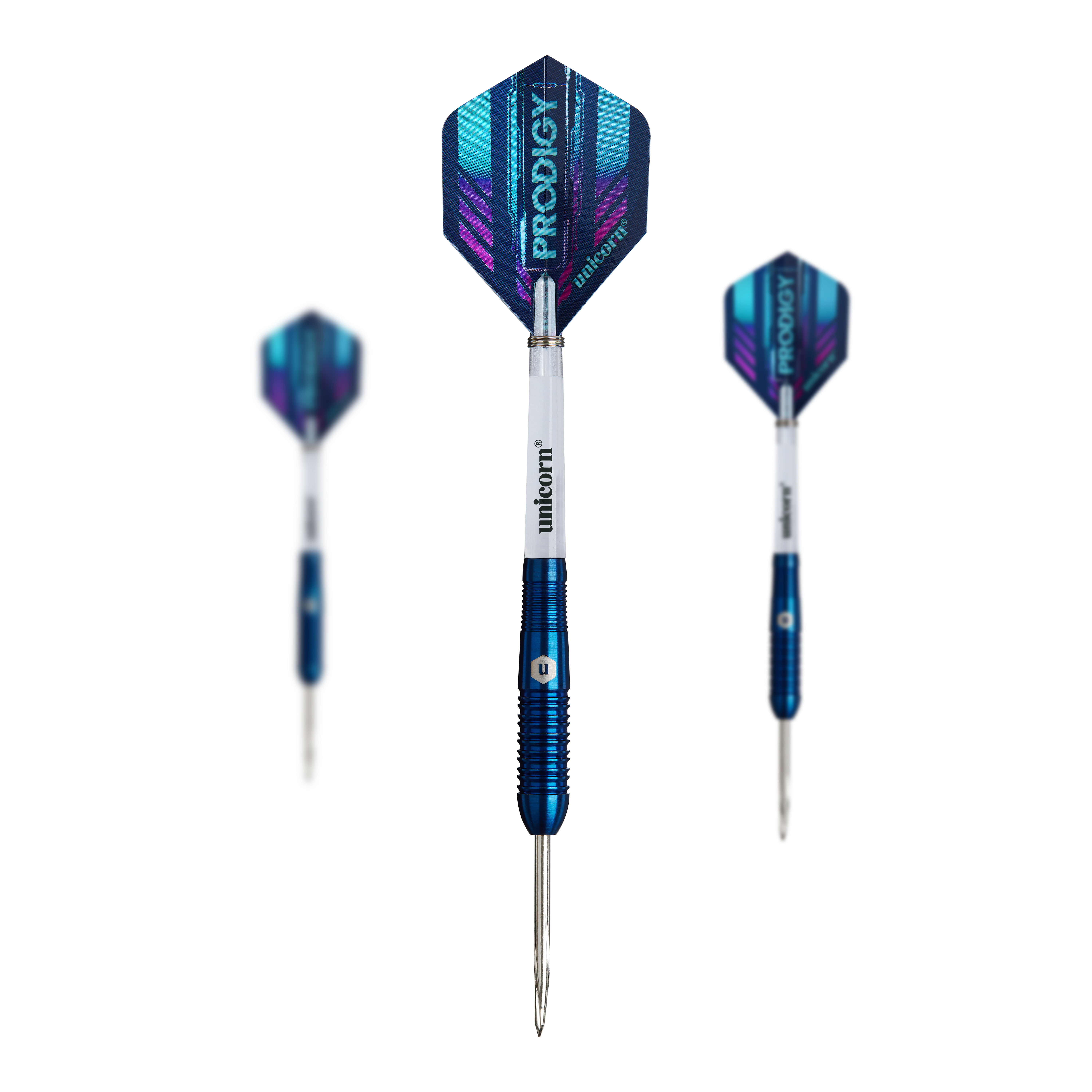 Auf dem Bild sind drei Steeldarts des Produkts "Unicorn Prodigy 02 Torpedo" zu sehen. Die Darts haben blaue Flights mit der Aufschrift "Prodigy" und einen metallisch-blauen Griff.