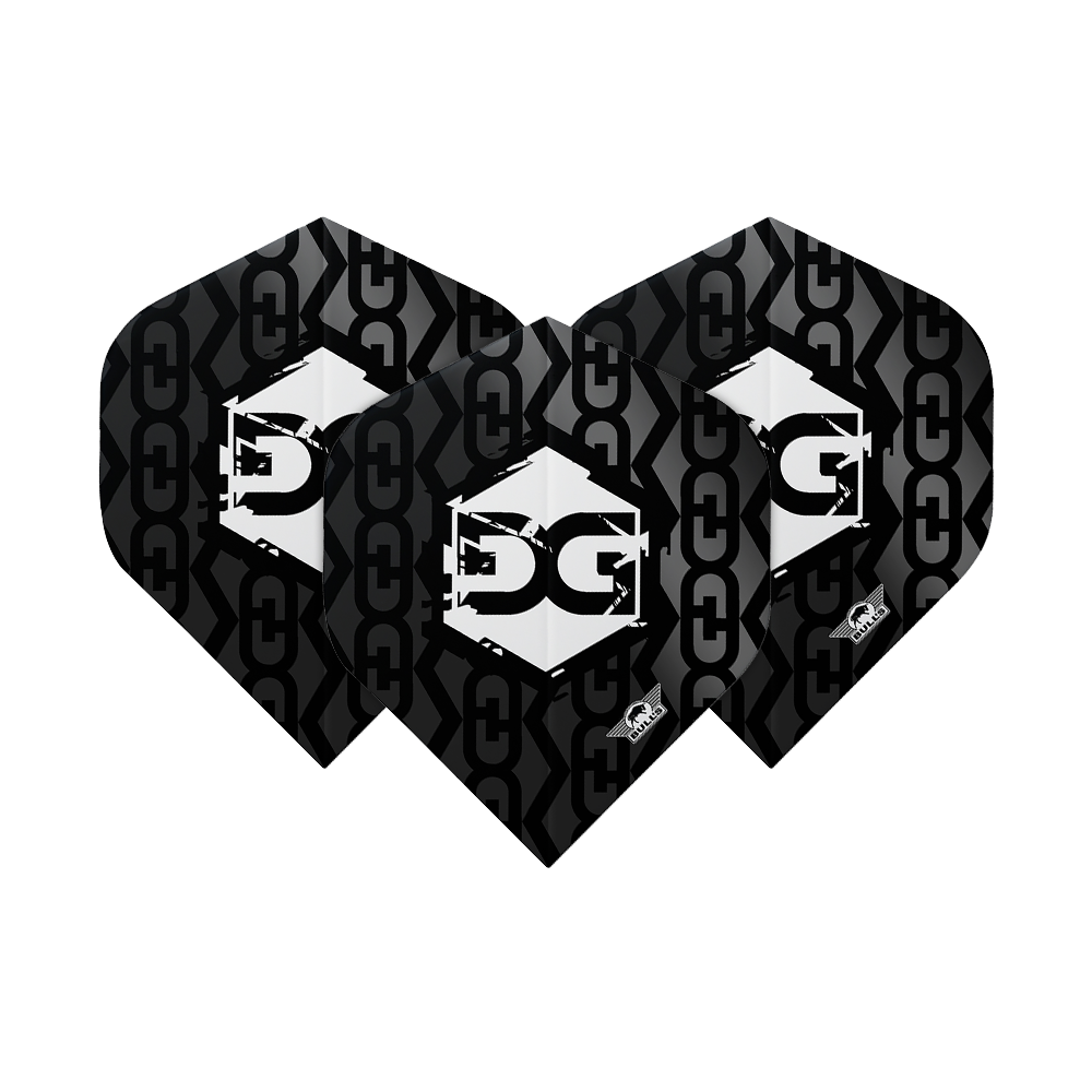 Das Bild zeigt drei schwarze Dartflights mit einem Kettenglied-Muster. In der Mitte befindet sich ein weißes Logo mit den Buchstaben "MK".