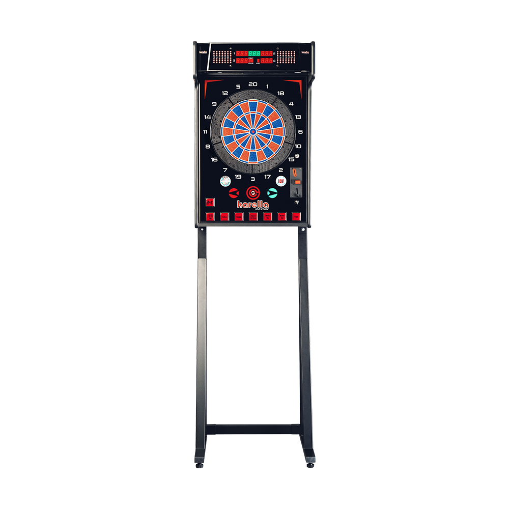 Der Karella E-MASTER Dartautomat mit Münzeinwurf ist ein moderner elektronischer Dartautomat auf einem schwarzen Standfuß. Er verfügt über ein digitales Display, bunte Bedientasten und ein klassisches Dartboard in der Mitte.