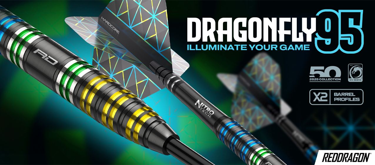 Das Bild zeigt bunte Dartpfeile der Marke RedDragon mit dem Modellnamen "Dragonfly 95". Im Hintergrund steht der Slogan "ILLUMINATE YOUR GAME" und zusätzliche Produktinformationen.
