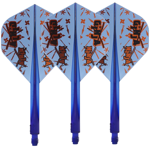 Das Bild zeigt vier blaue Condor Axe Ginja Ninja Matt Campbell Flight-Shafts in Standardform. Auf den Flights sind orangefarbene Ninja-Motive und Schriftzüge zu sehen.