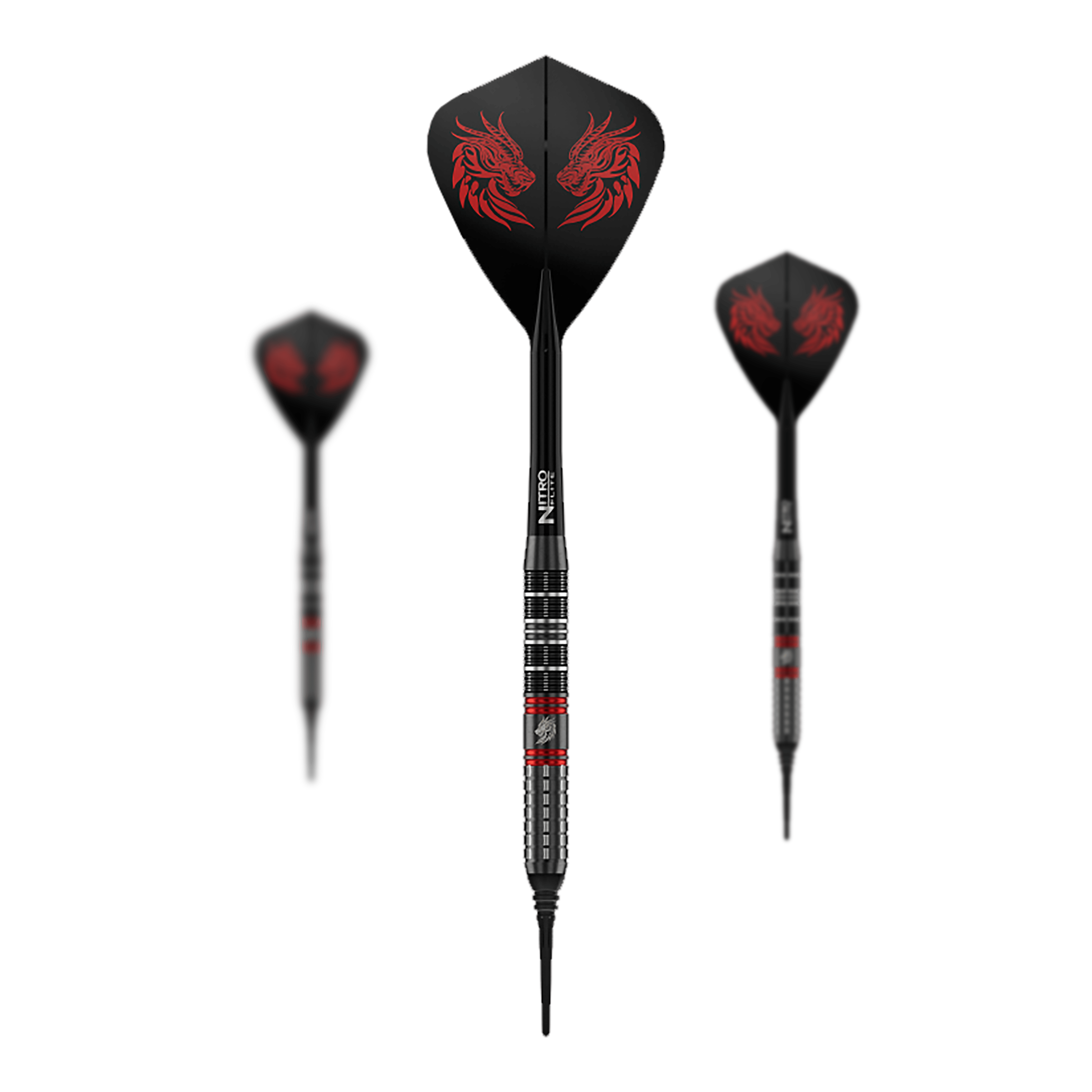 Zu sehen ist ein Set der Red Dragon Jonny Clayton RD-ULTRA Softdarts mit 18g Gewicht. Die drei Darts haben schwarze, silberne und rote Details und sind nebeneinander platziert.