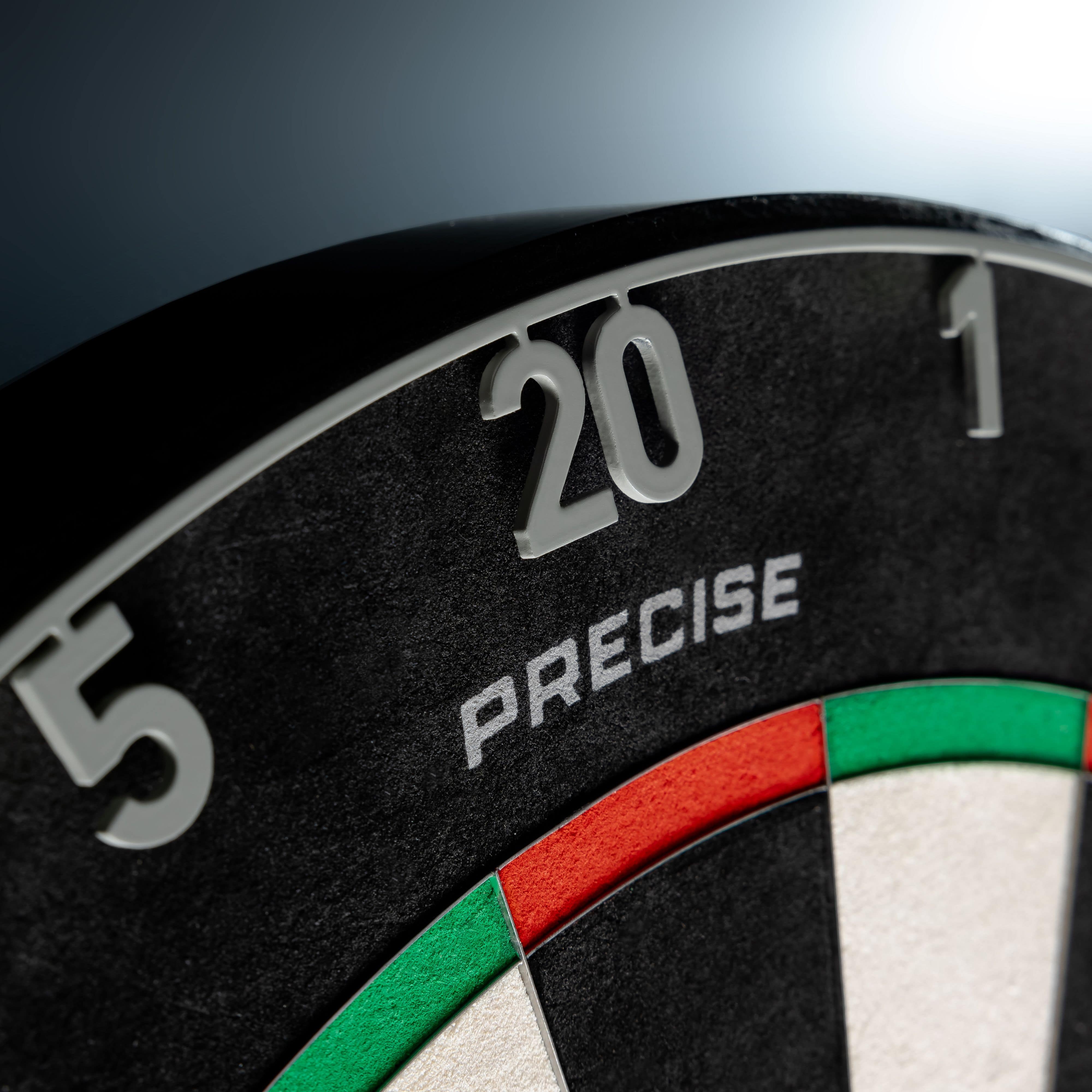 Precise 180 Endorphine Steeldartboard mit Nummernring - Nordic Grey Das Bild zeigt das Precise 180 Endorphine Steeldartboard mit Nummernring in Nordic Grey. Dieses Produkt zeichnet sich durch seine hochwertige Verarbeitung aus.