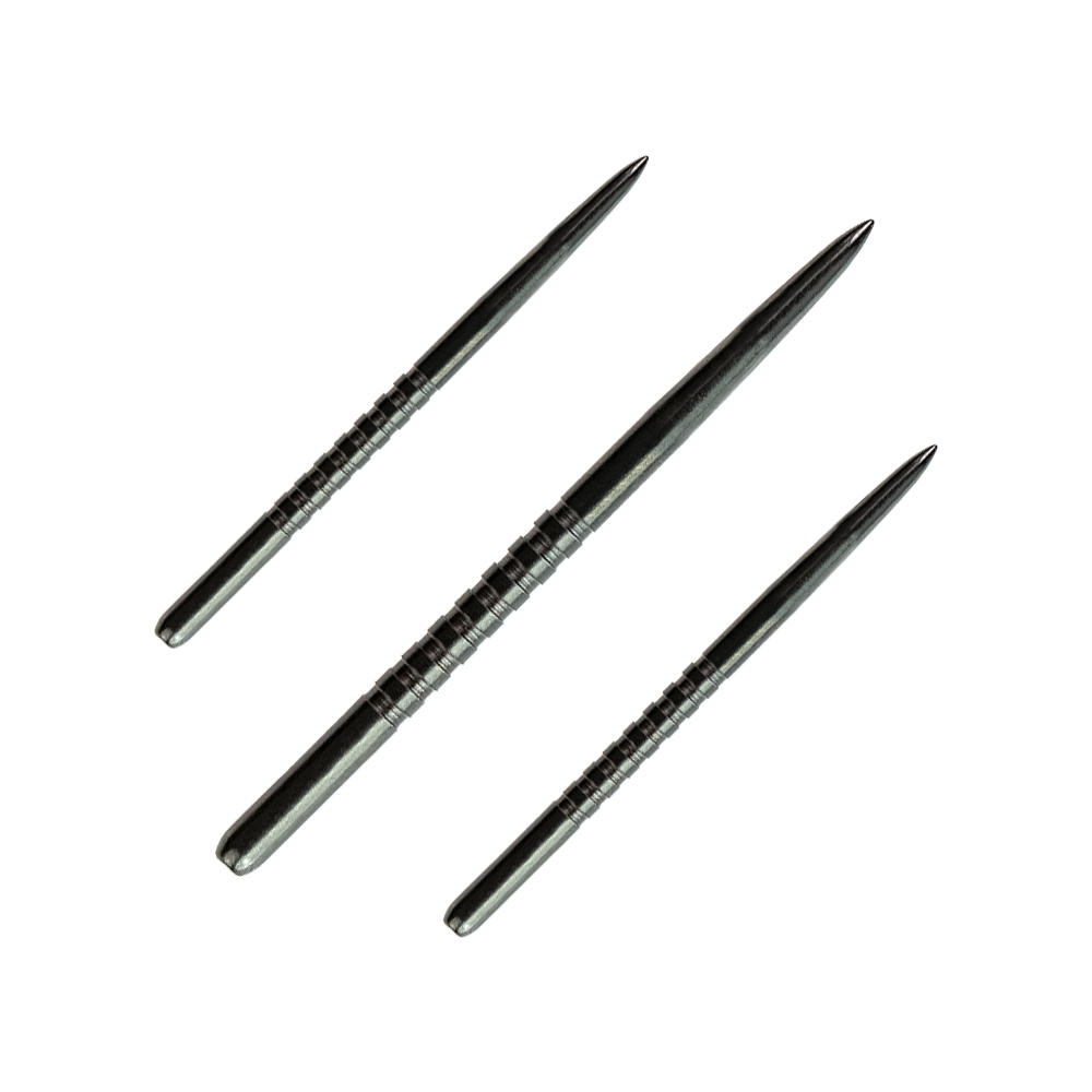 Das Bild zeigt drei schwarze Steeldartspitzen der Marke Bulls GP3. Sie sind aus Metall und haben Rillen für besseren Halt.