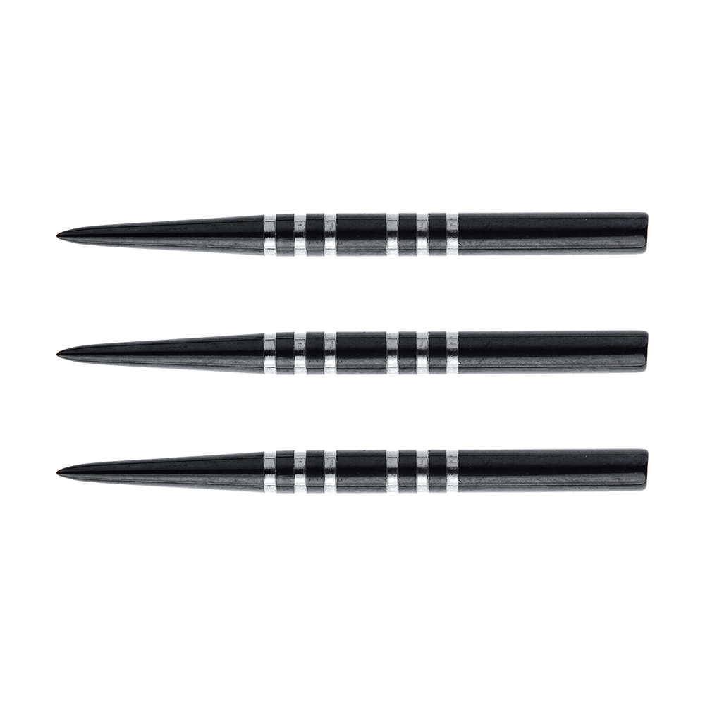Das Bild zeigt drei schwarze Steeldart-Spitzen mit silbernen Rillen. Die Spitzen sind nebeneinander angeordnet und gehören zum Produkt "Winmau Re-Grooved Steeldart Spitzen".
