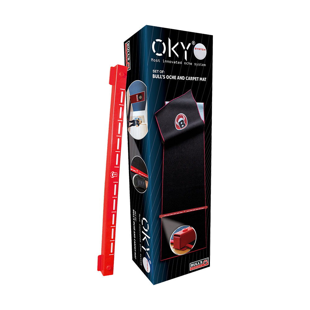 Das Bild zeigt das Produkt "Bulls Oky System SET - Teppich mit Metall Oche". Auf der Verpackung sind ein schwarzer Teppich mit rotem Rand und ein rotes Metall-Oche abgebildet.
