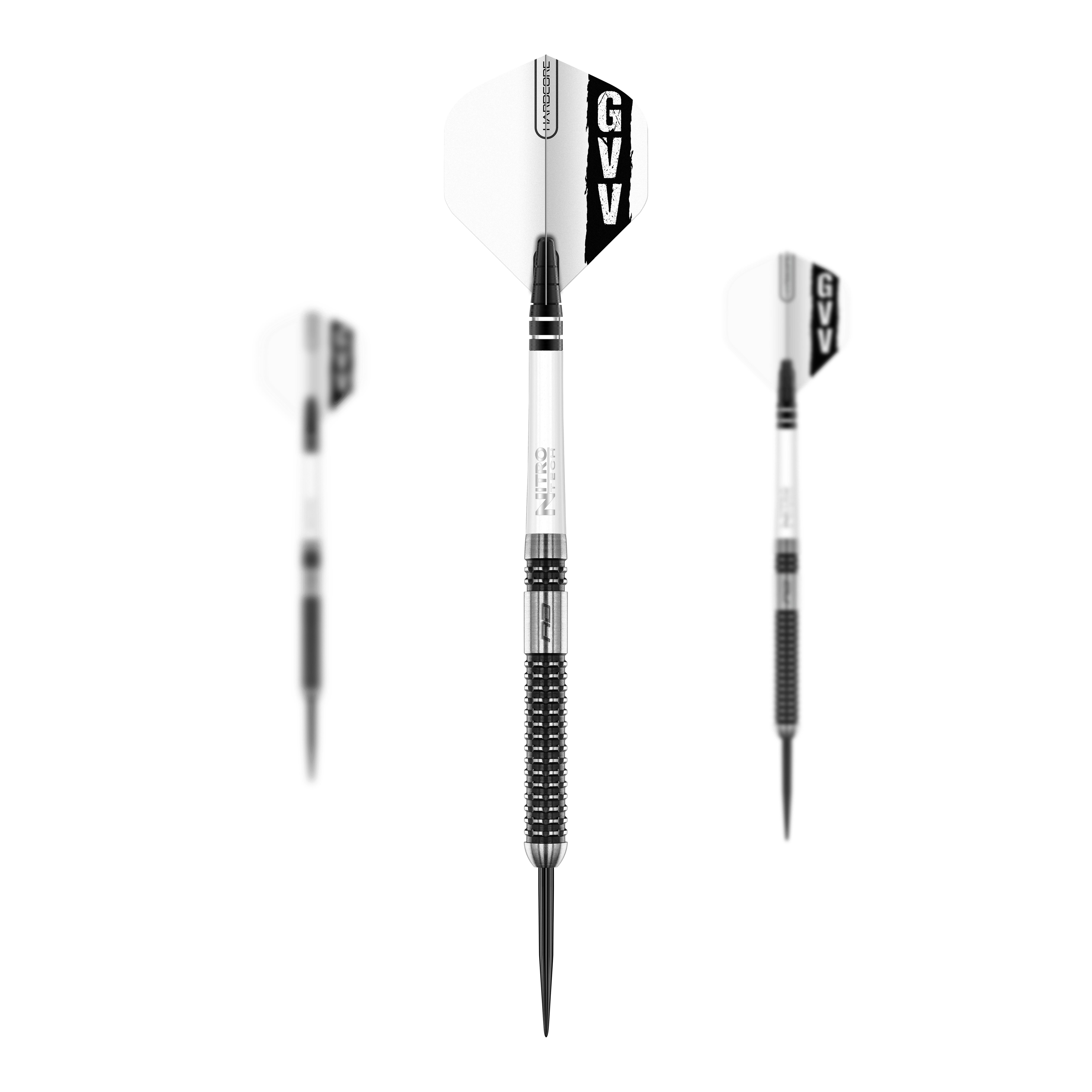 Das Bild zeigt drei Steeldarts des Produkts "Red Dragon Gian Van Veen Axis". Die Darts haben schwarz-weiße Flights mit der Aufschrift "GVV" und einen silber-schwarzen Schaft.
