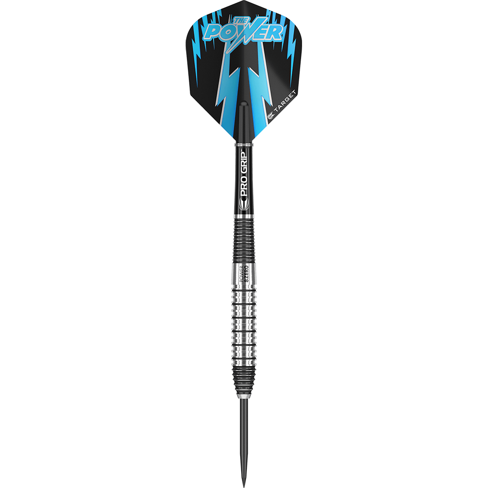 Das Bild zeigt einen Target Phil Taylor Power 8Zero 2 Steeldart. Der Dartpfeil hat ein auffälliges schwarz-blaues Design mit silbernem Griff und spitzer Metallspitze.