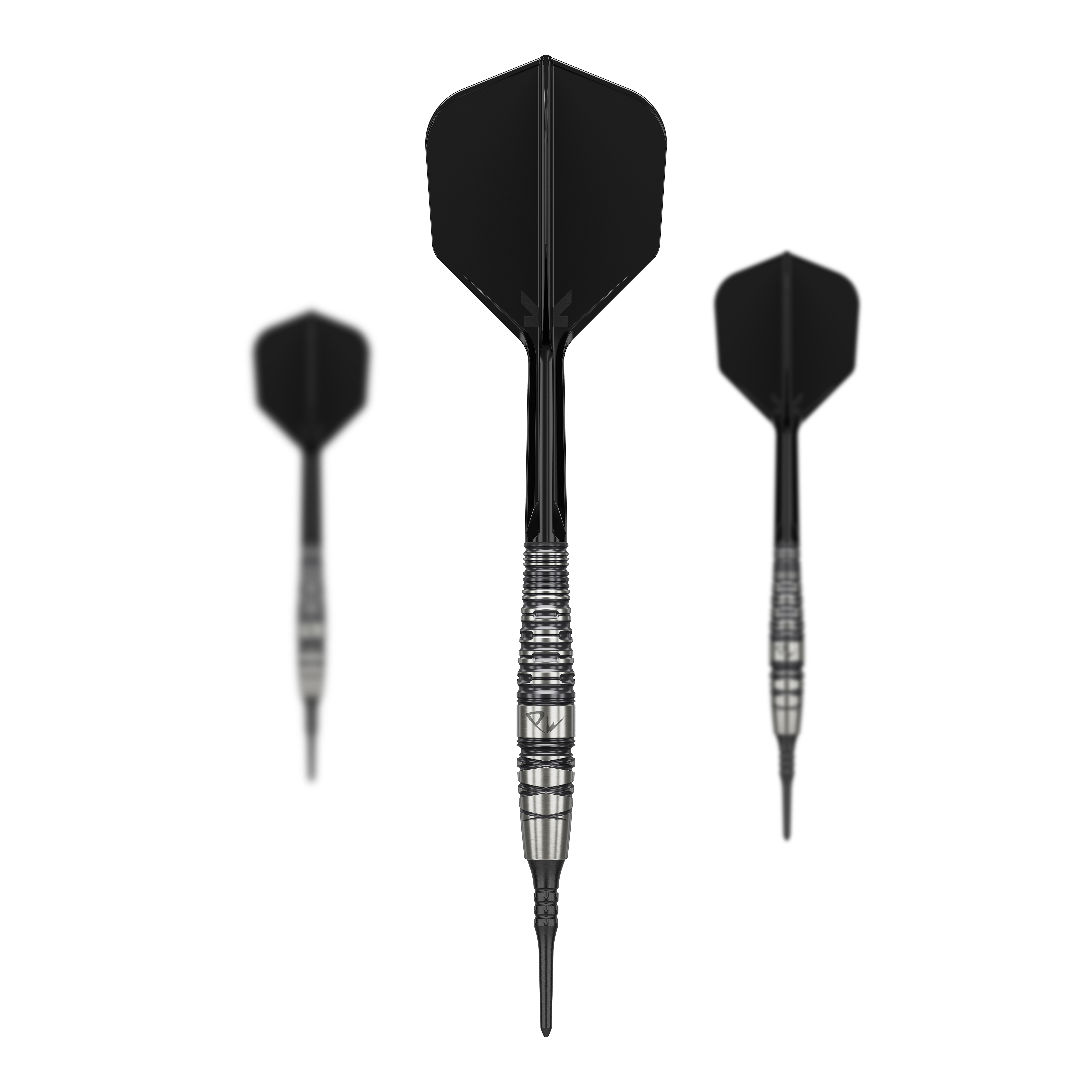 Das Bild zeigt drei Softdarts des Produkts „Target Japan Black Marque PW 2 Softdarts - 18g“. Die Darts haben schwarze Flights und silberne, geriffelte Barrels.