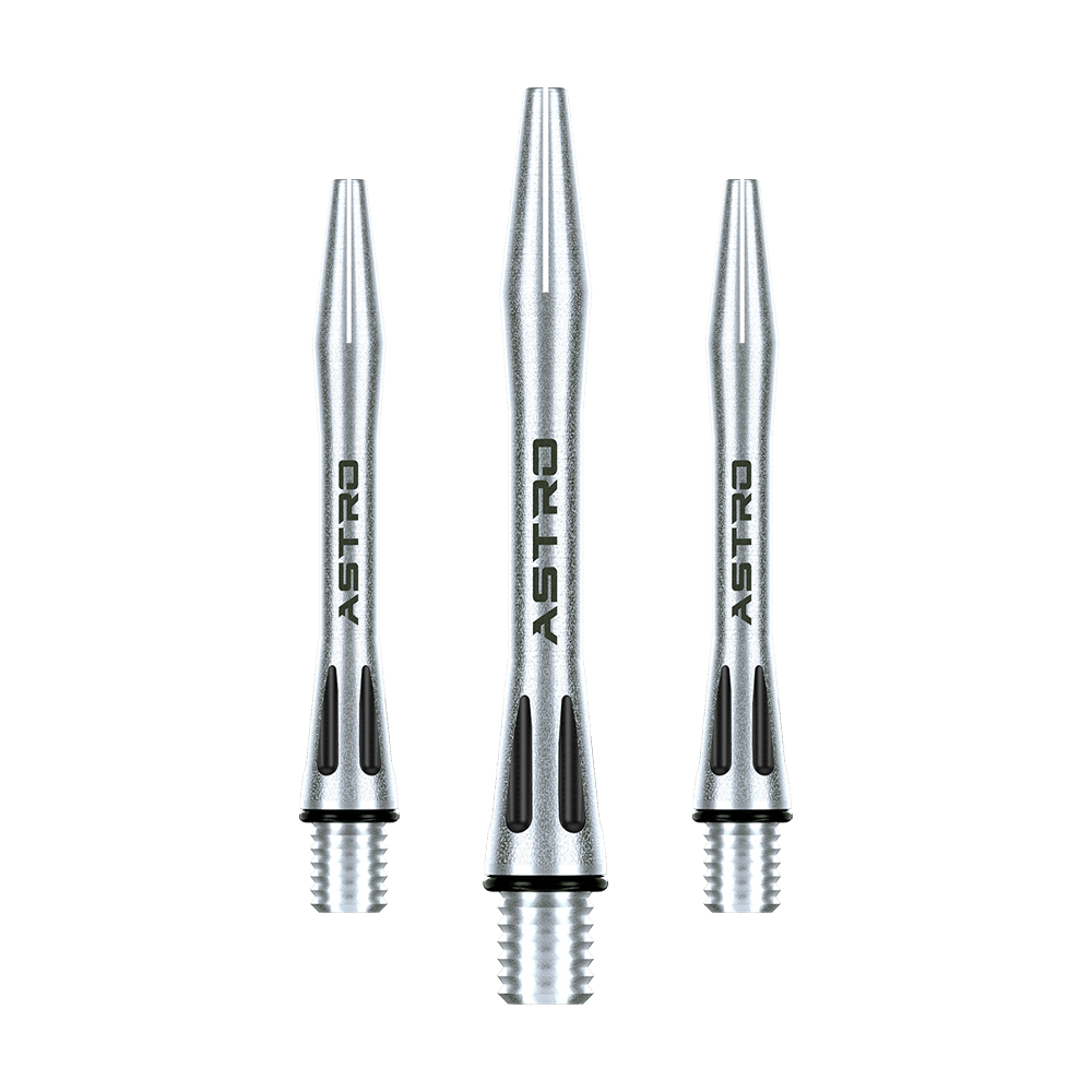 7012-101_Winmau_Astro_Aluminium_Shafts_Schwarz_35mm_1 Das Bild zeigt drei silberne Winmau Astro Aluminium Shafts mit schwarzem Akzent. Auf jedem Shaft steht das Wort "ASTRO" geschrieben.