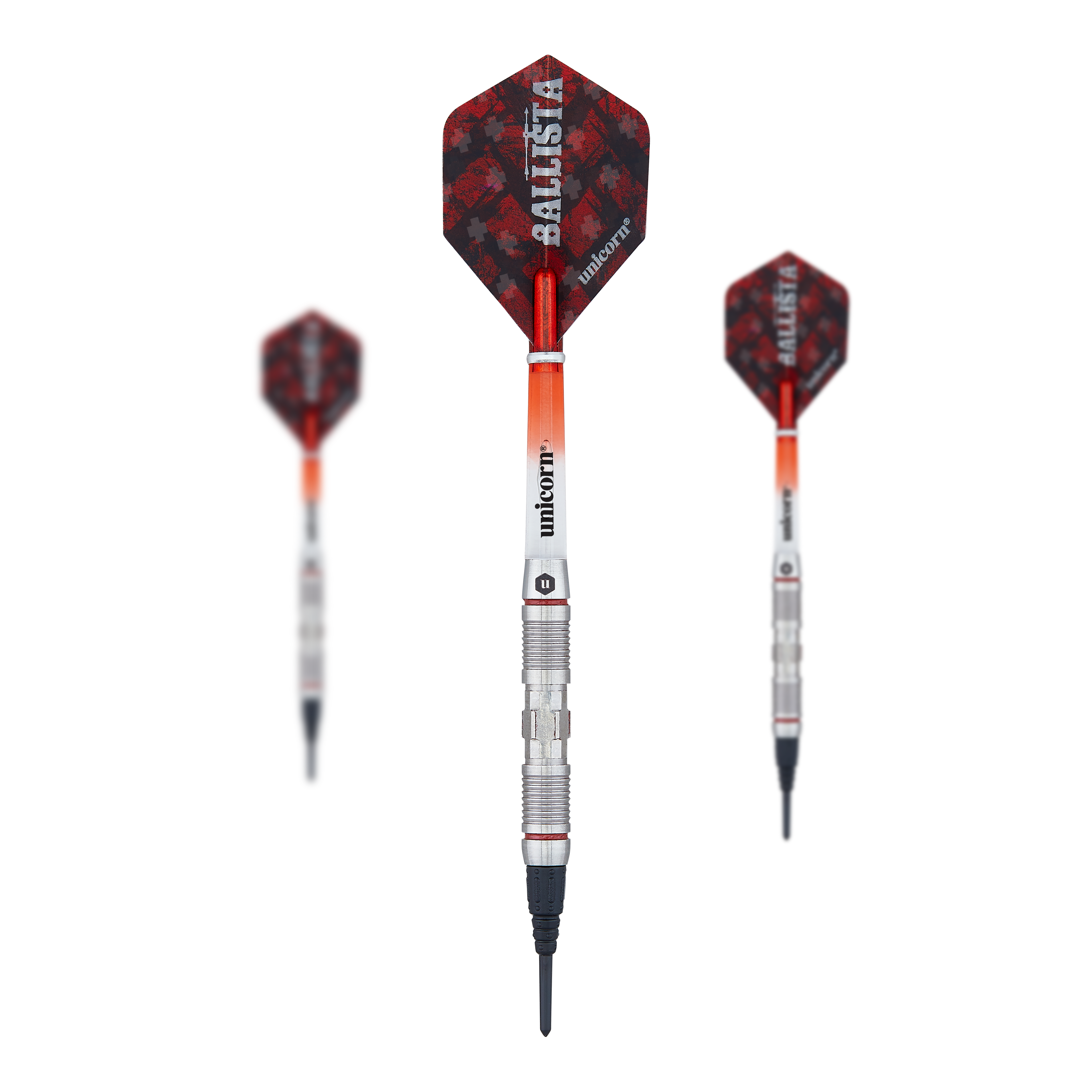 Das Bild zeigt drei Softdarts des Produkts 'Unicorn Ballista Style 2'. Die Darts haben silberne Schäfte und rote Flights mit dem Aufdruck "Ballista".