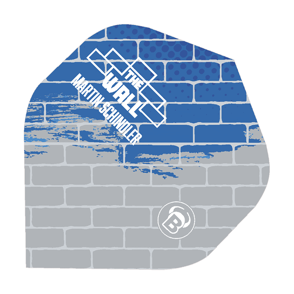 Das Bild zeigt ein Dart-Flight in Blau und Grau mit einem Backsteinmuster. Auf dem Flight steht "The Wall Martin Schindler" und das Bulls-Logo ist unten rechts zu sehen.