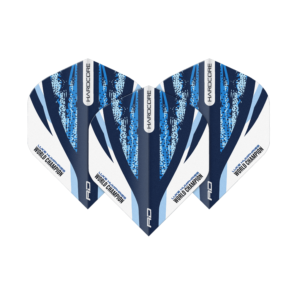 Das Bild zeigt drei Dart-Flights in den Farben Weiß und Blau mit dem Aufdruck "HARDCORE" und "WORLD CHAMPION". Es handelt sich um die Red Dragon Hardcore Luke Humphries Standard Flights.