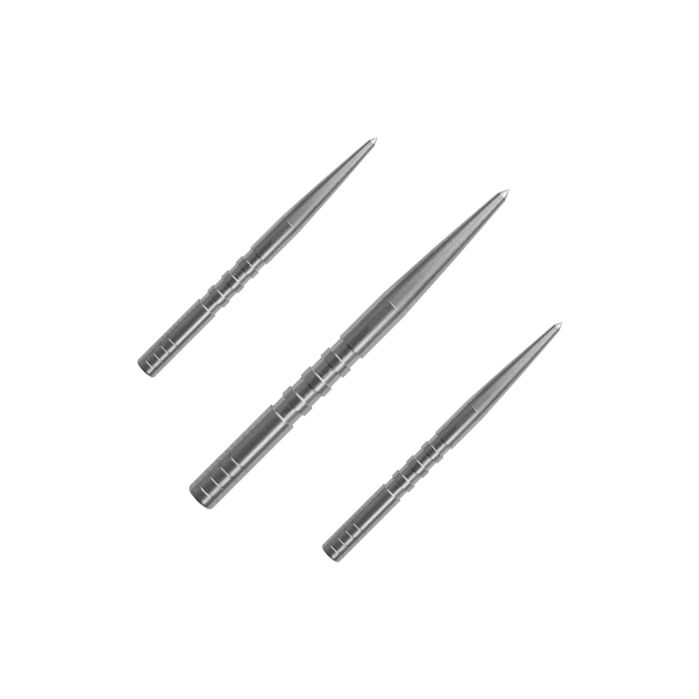 Condor Beak Point With Cut Dartspitzen Das Bild zeigt drei silberne Dartspitzen, die nebeneinander angeordnet sind. Sie sind aus Metall und haben eine schlanke, spitz zulaufende Form.