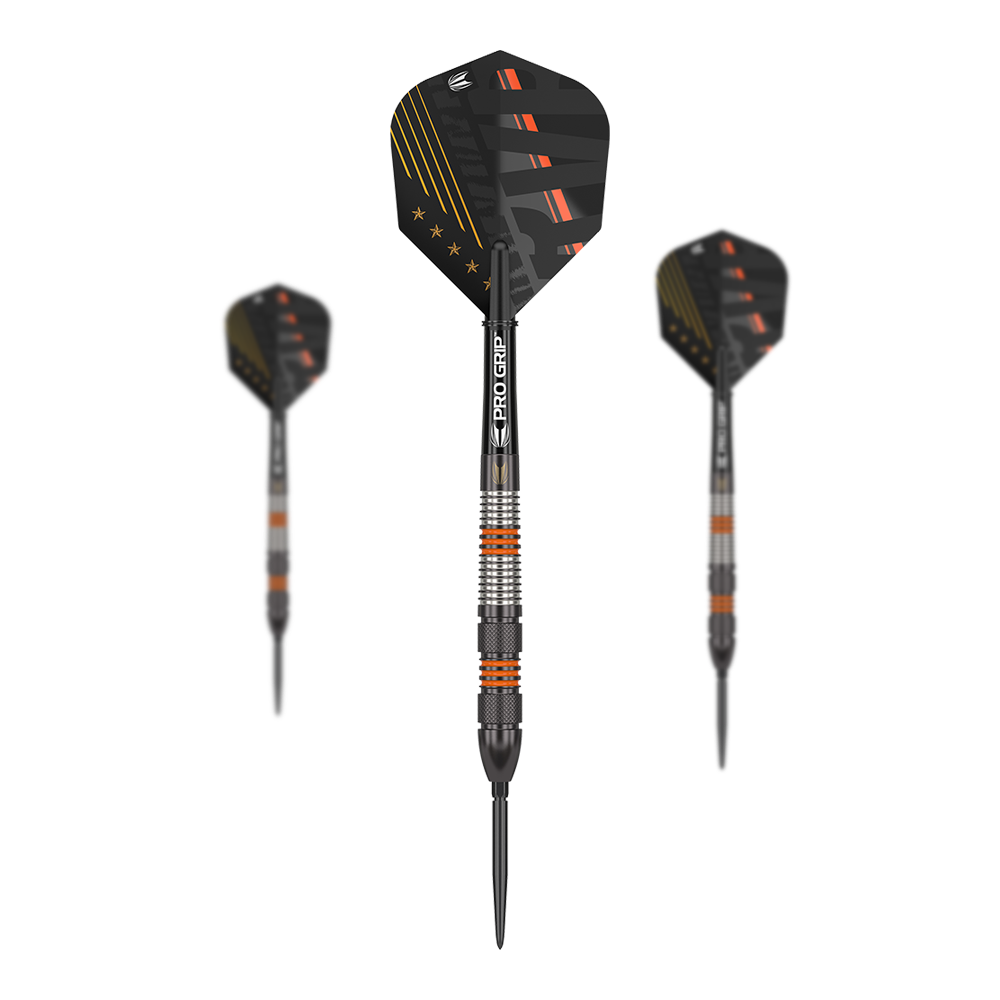 Target Raymond Van Barneveld Black Swiss Point Steeldarts Das Bild zeigt drei schwarze Steeldarts mit orangefarbenen und silbernen Akzenten. Die Flights haben ein modernes, schwarzes Design mit orangen Linien und Sternen.
