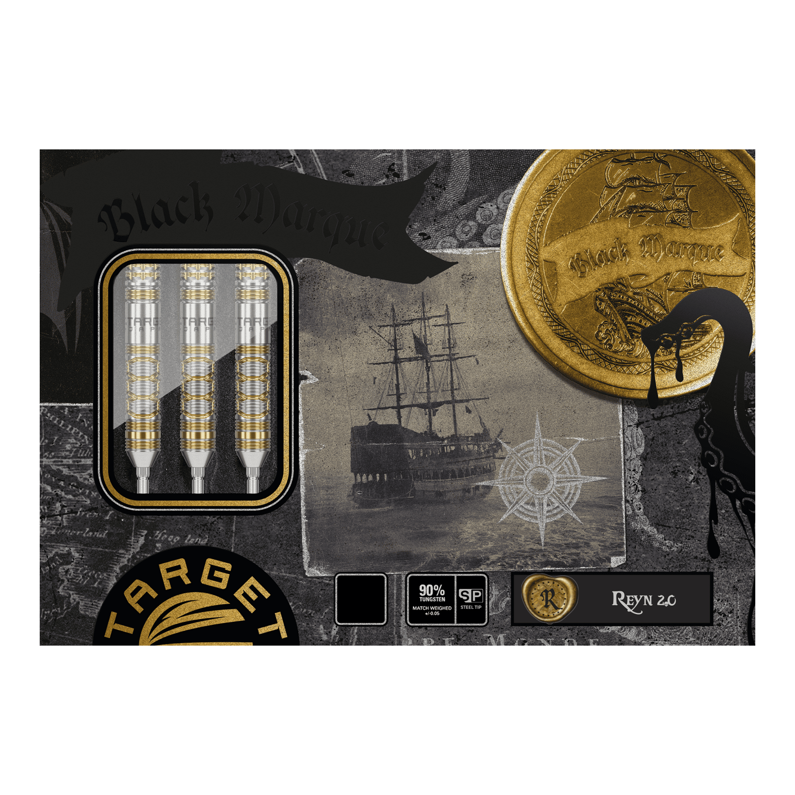 Die Abbildung zeigt die "Target Japan Black Marque Reyn GEN2 Steeldarts" in einer ansprechend gestalteten Verpackung. Auf der Verpackung sind drei Darts, ein Segelschiff und goldene Münzen abgebildet.