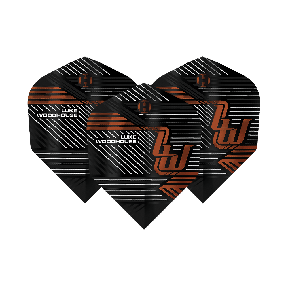 Harrows Luke Woodhouse Series 2 Flights Das Bild zeigt die Harrows Luke Woodhouse Series 2 Flights. Die Flights sind überwiegend schwarz mit weißen und orangefarbenen Linien sowie dem Namen "Luke Woodhouse" aufgedruckt.