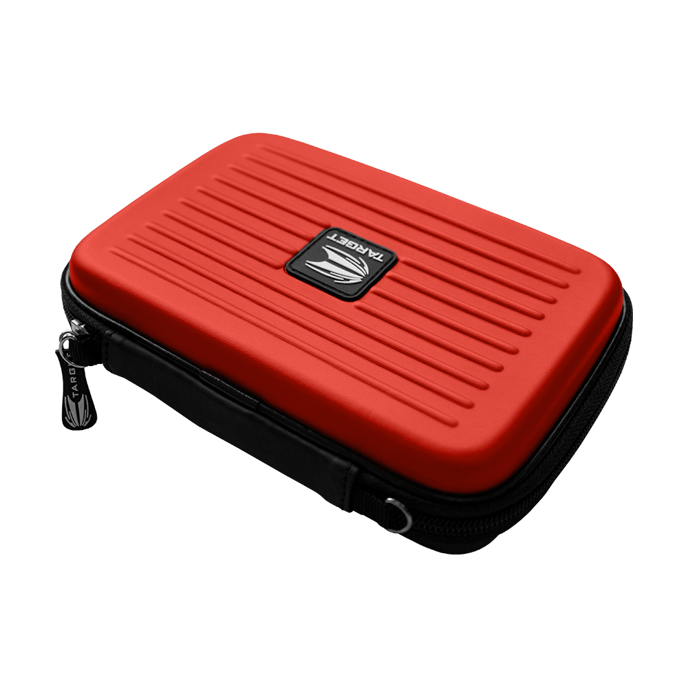125855_Target_Takoma_XL_Dartwallet_Rot_2 Das Bild zeigt das Produkt "Target Takoma XL Dartwallet" in roter Farbe. Es hat eine harte Schale mit einem Reißverschluss und dem Target-Logo auf der Oberseite.