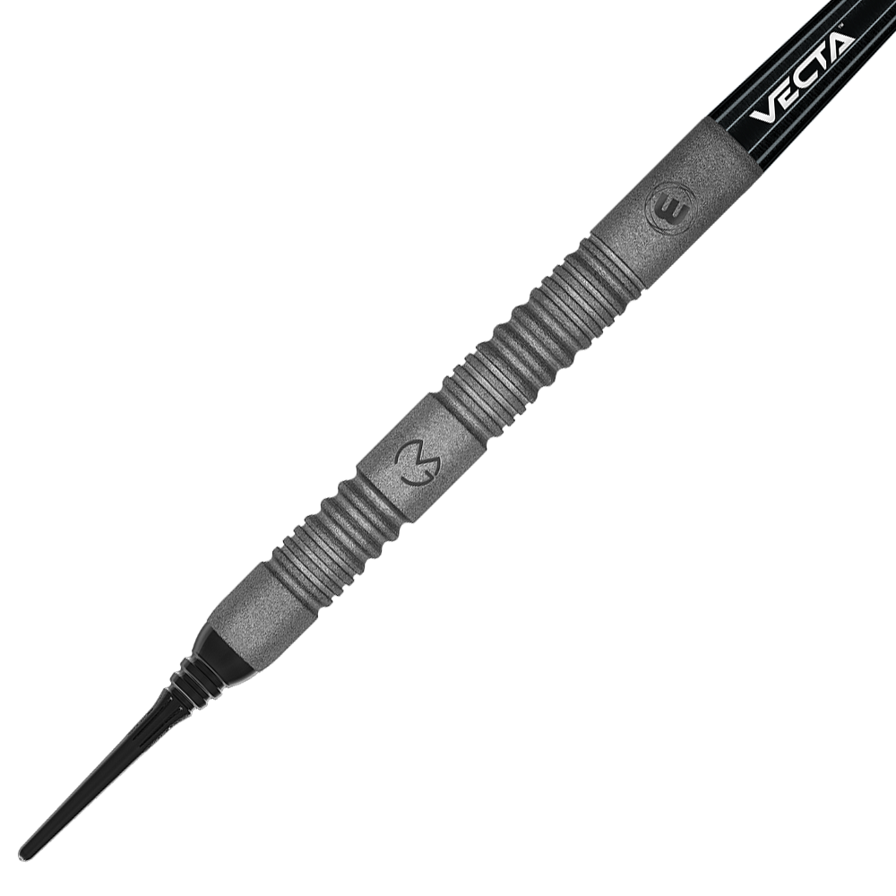 2448_Winmau_Michael_Van_Gerwen_Exact_Softdarts_2 Das Bild zeigt einen Winmau Michael Van Gerwen Exact Softdart. Der Dartpfeil ist grau mit einem geriffelten Griff und schwarzer Spitze.