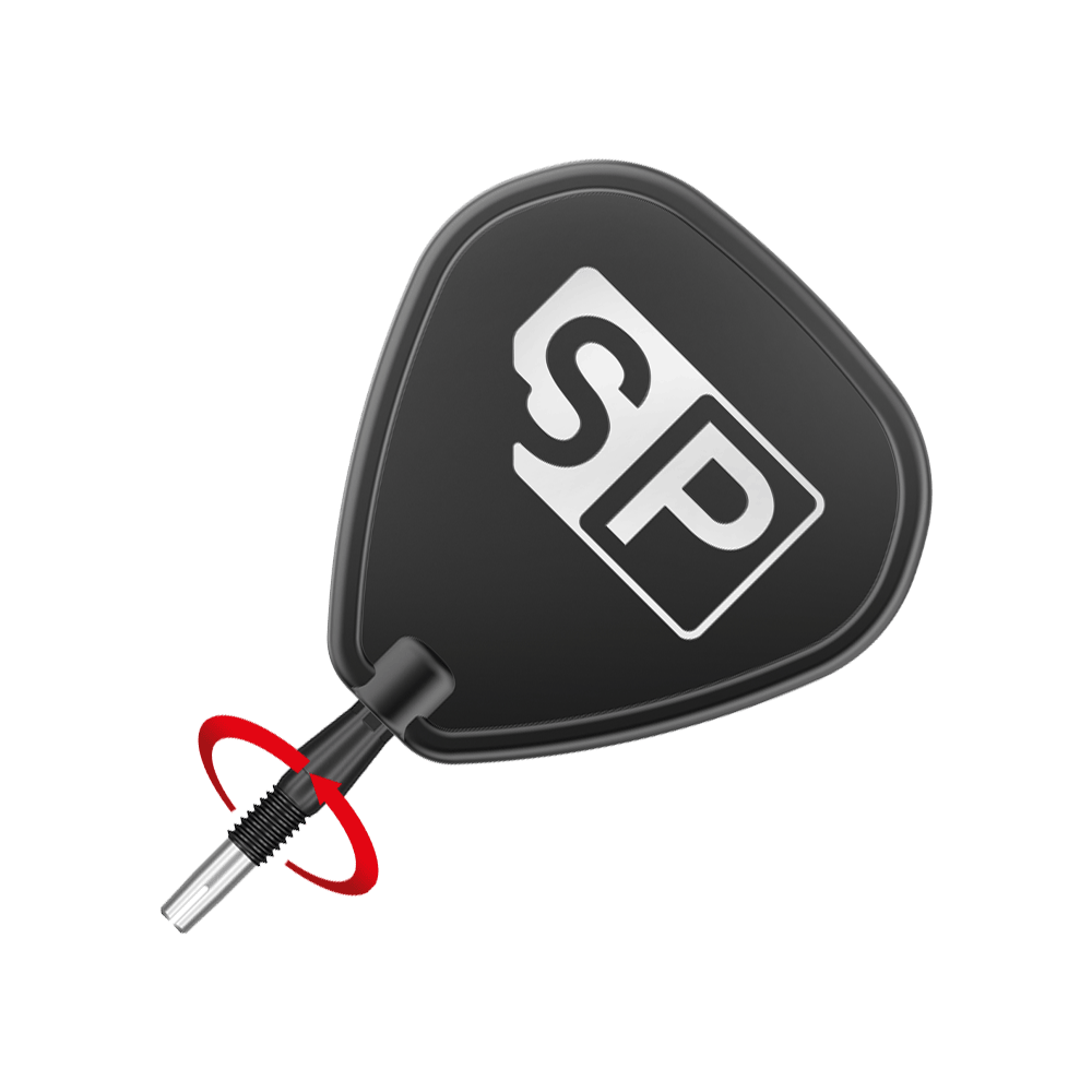 Target Swiss Storm Diamond Point Dartspitzen - Schwarz Auf dem Bild ist eine schwarze Dartflügel mit den weißen Buchstaben "SP" zu sehen. Der Dartflügel ist am Schaft eines Dartpfeils befestigt.