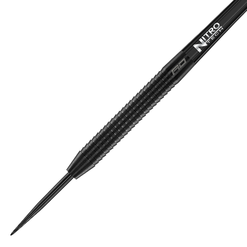 Red Dragon Razor Edge Black Steeldarts Das Bild zeigt einen Red Dragon Razor Edge Black Steeldart. Der Dart ist schwarz und hat eine gerillte Griffzone für besseren Halt.