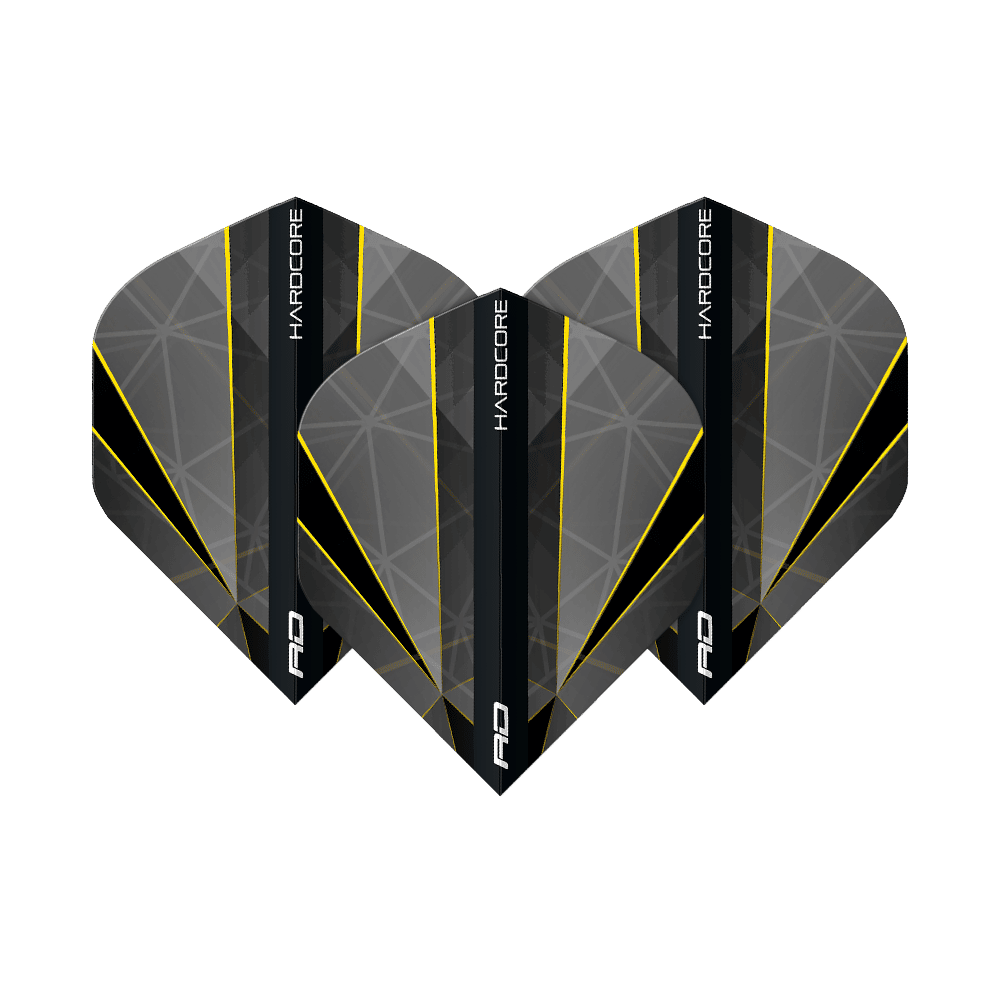 Das Bild zeigt drei Dart-Flights des Modells „Red Dragon Hardcore Seren Onyx No2 Standard Flights“. Die Flights sind grau mit schwarzen und gelben Linien sowie der Aufschrift „HARDCORE“.