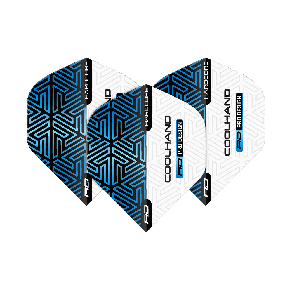 Das Bild zeigt vier Dart-Flights in Blau und Weiß mit geometrischem Muster. Auf den Flights stehen die Wörter "HARDCORE", "COOLHAND" und "RD PRO DESIGN".
