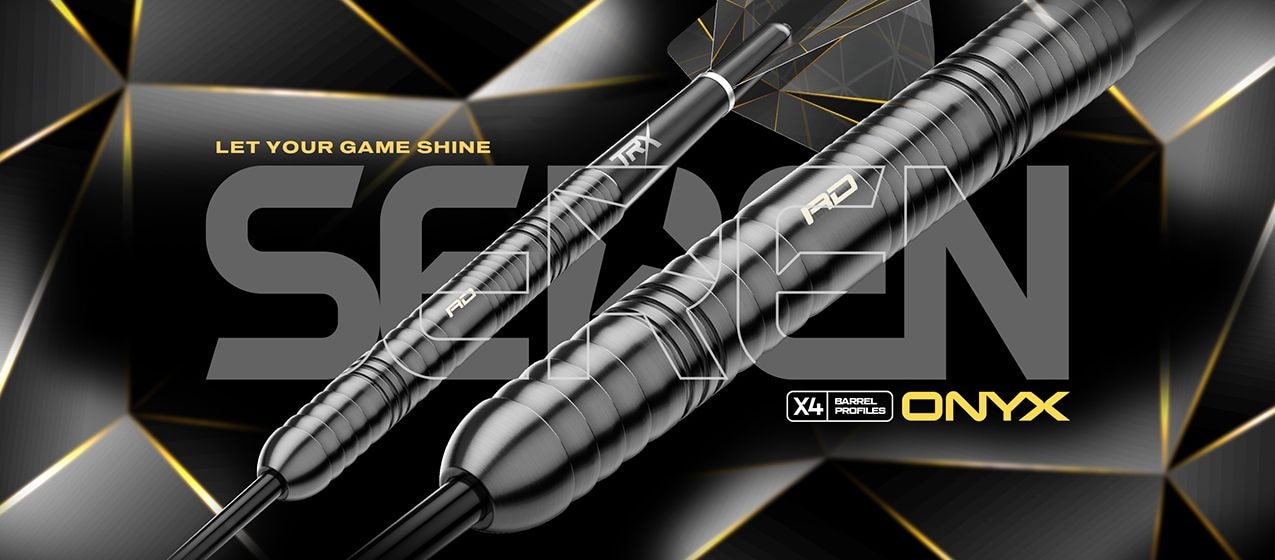 Das Bild zeigt zwei schwarze Dartpfeile mit metallischem Glanz vor einem geometrisch gemusterten Hintergrund. In großen Buchstaben steht "SEREN", und daneben sieht man die Wörter "ONYX" und "X4 Barrel Profiles".