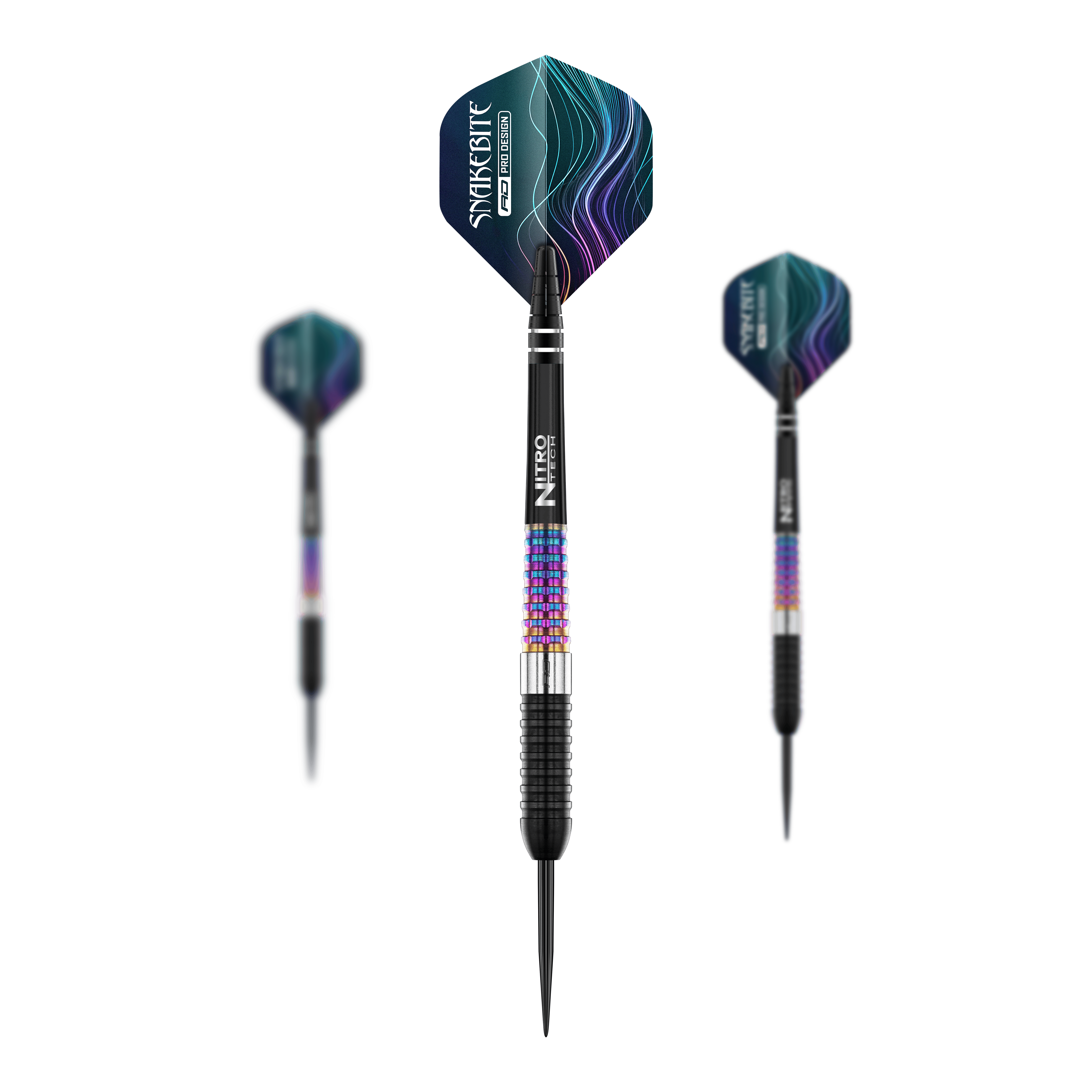 Das Bild zeigt drei Steeldarts des Modells "Red Dragon Peter Wright Corra". Die Darts haben bunte Griffe und schwarze Spitzen, mit auffälligen Flights im Snakebite-Design.