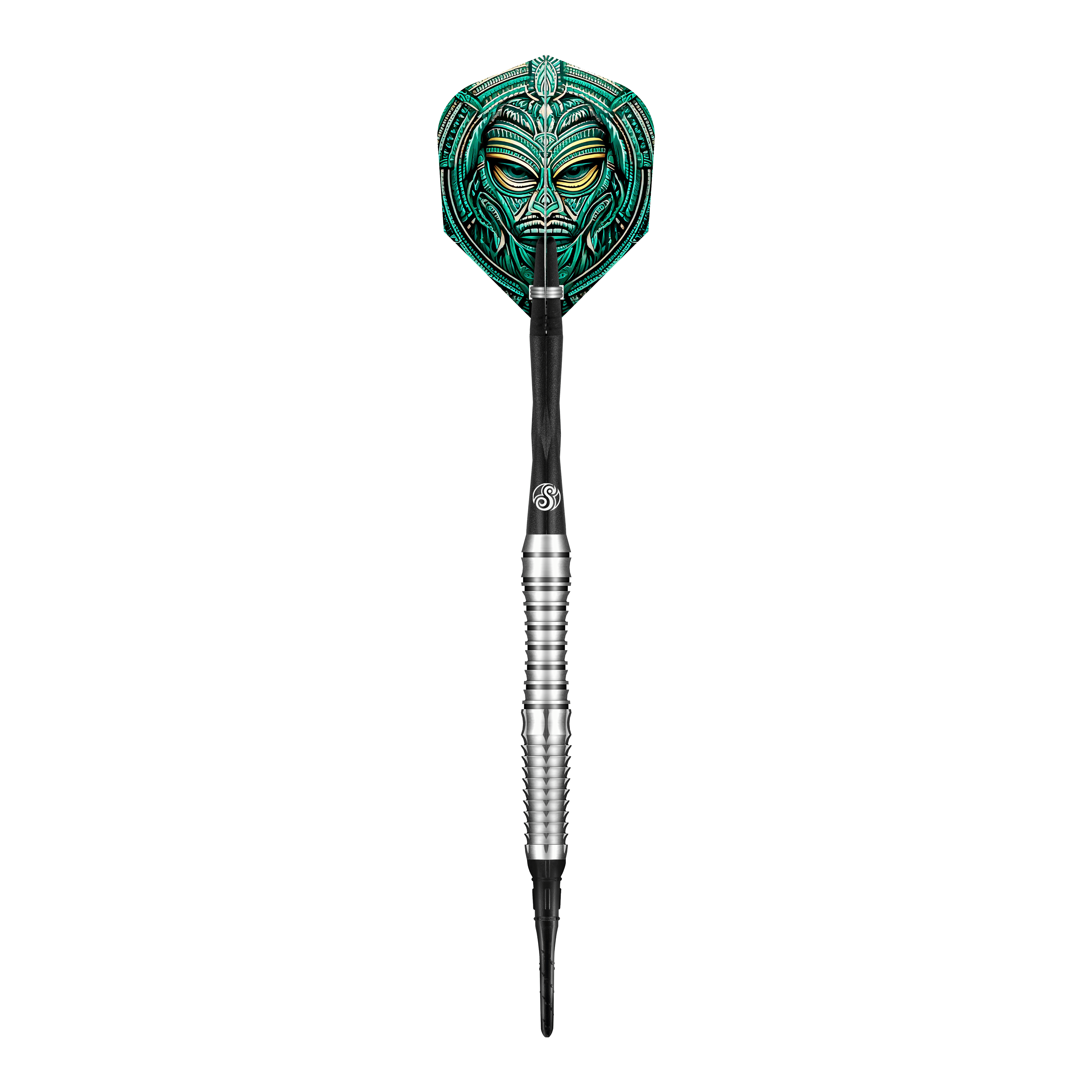 Das Bild zeigt einen Shot Tribal Weapon Toki Softdart. Die Dartflügel sind mit einem auffälligen, grünen Stammesdesign verziert.
