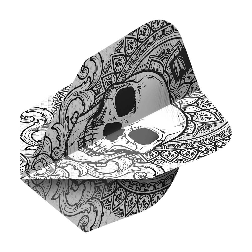 TG488_335480_Target_ProUltra_Ink_Grey_No6_Flights_2 Das Bild zeigt das Produkt "Target ProUltra Ink Grey No6 Flights". Auf dem Flight ist ein detailliertes Totenkopfdesign mit verschiedenen Mustern abgebildet.