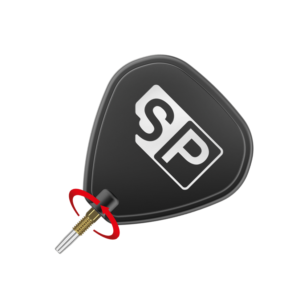 Das Bild zeigt eine schwarze Dart-Flügel mit den weißen Buchstaben "SP" darauf. Unten ist eine goldene Dartspitze mit einem roten Pfeil, der eine Drehbewegung anzeigt.