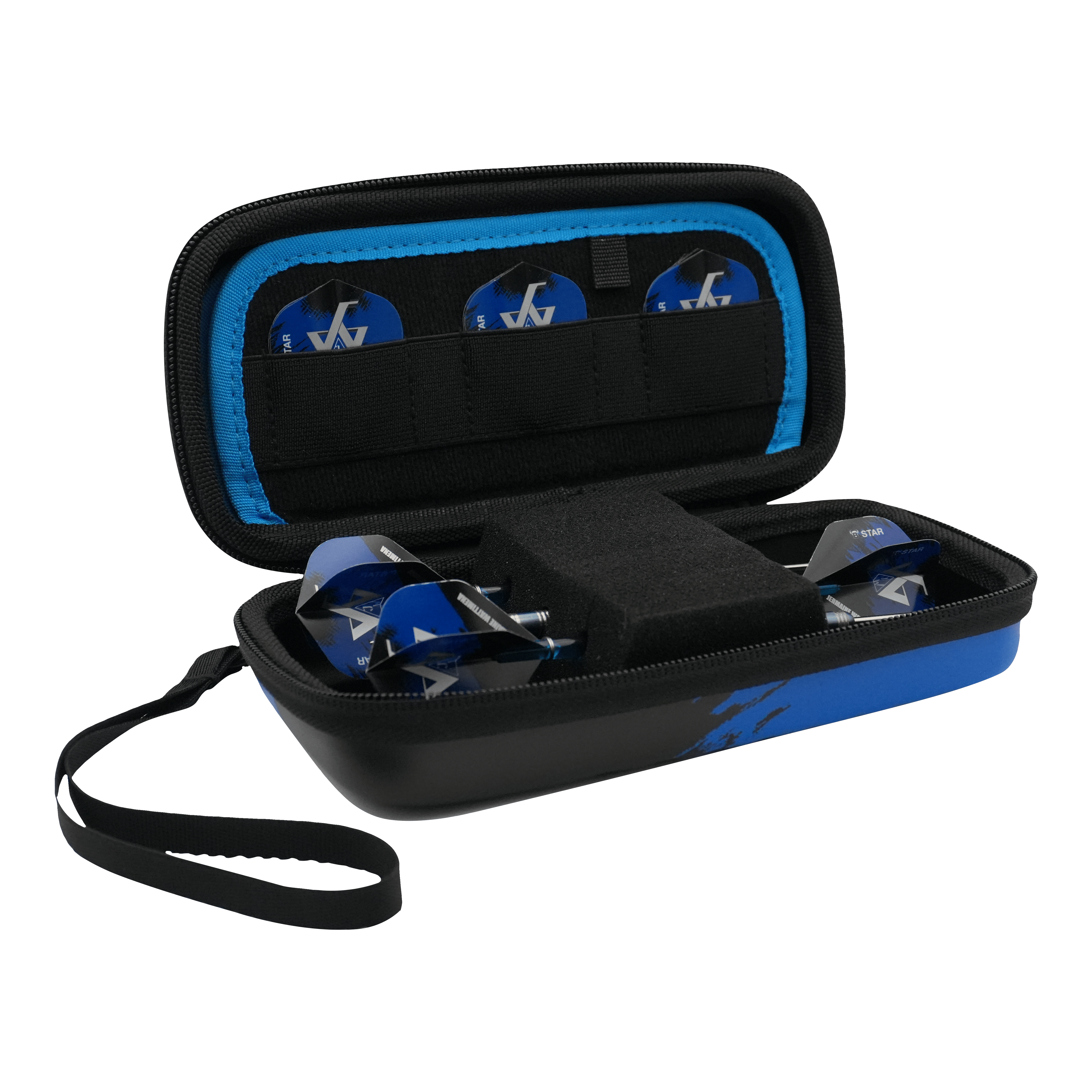 Bulls Orbis S Jermaine Wattimena Dartcase Das Bild zeigt das Bulls Orbis S Jermaine Wattimena Dartcase, das geöffnet ist. Im Inneren befinden sich blaue Darts und mehrere Dartflights ordentlich verstaut.