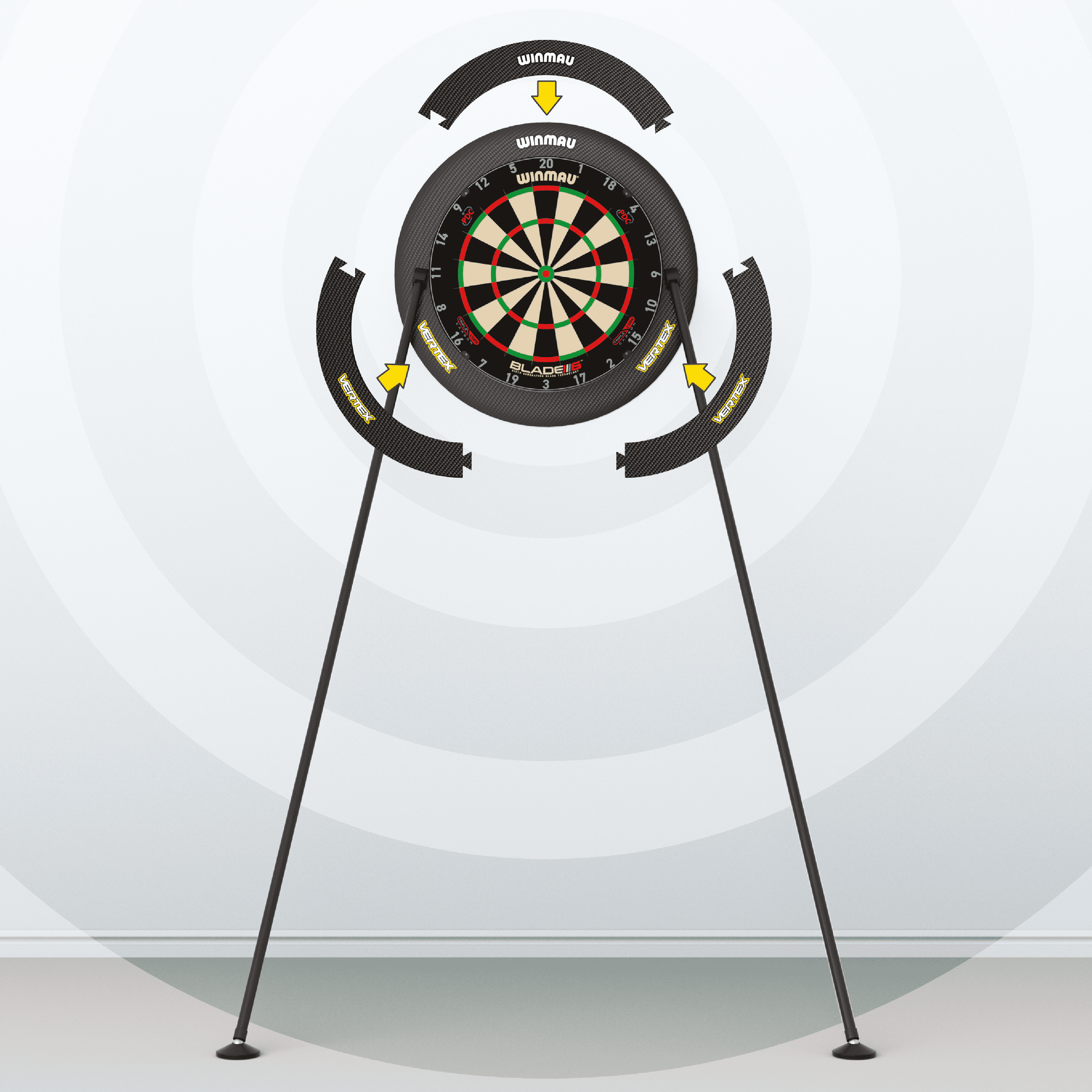 Das Bild zeigt den Winmau Vertex Dartboard Ständer mit einer befestigten Dartscheibe. Der Ständer hat zwei schräge Beine und ermöglicht einen stabilen Stand der Dartscheibe an jedem Ort.