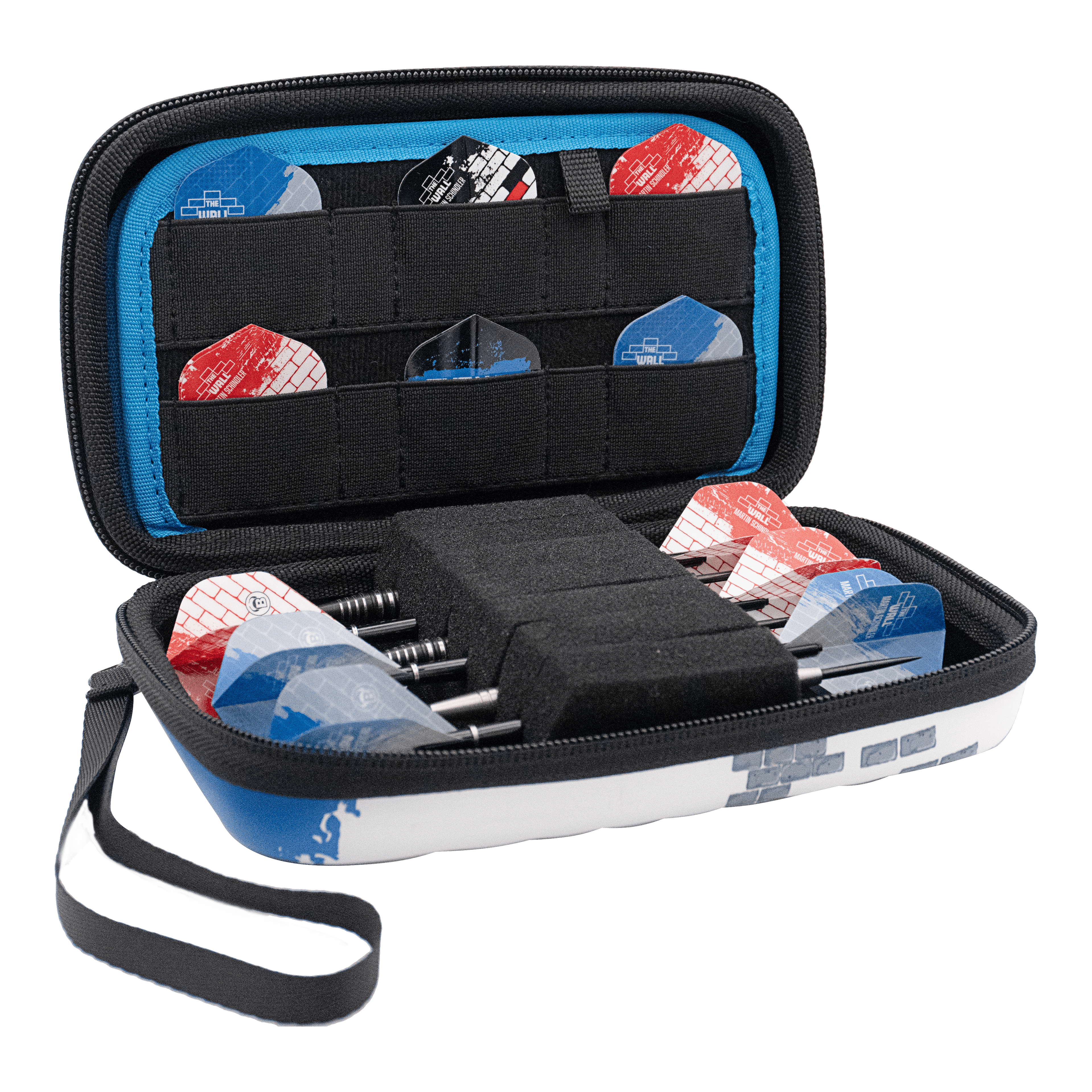 Bulls Orbis XL Martin Schindler Dartcase Das Bild zeigt das Bulls Orbis XL Martin Schindler Dartcase, das geöffnet ist. Im Inneren sind mehrere Darts und Ersatz-Flights ordentlich verstaut.
