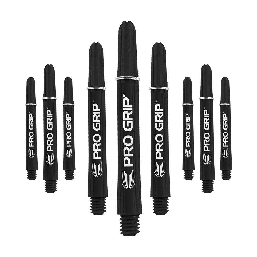 Target Pro Grip Shafts - 3 Sets - Schwarz Das Bild zeigt neun schwarze Pro Grip Shafts für Darts in verschiedenen Größen. Sie sind mit weißem Schriftzug und Logo versehen und stehen aufrecht nebeneinander.