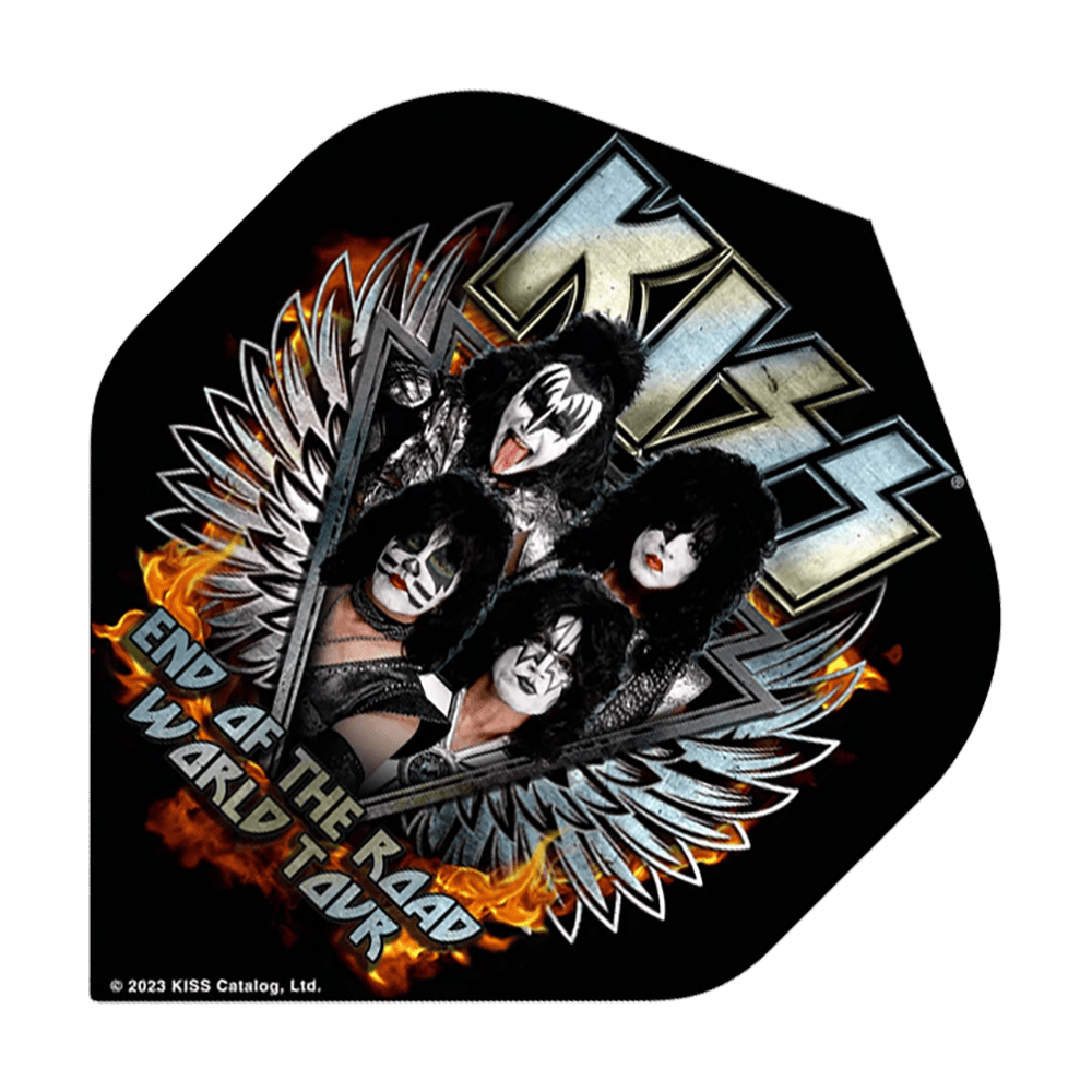 Mission Kiss End Of The Road No2 Standard Flights - F 4178 Das Bild zeigt ein Dart-Flight mit dem Motiv der Band KISS und dem Schriftzug "End of the Road World Tour". Im Hintergrund sind Flammen und silberne Flügel zu sehen.