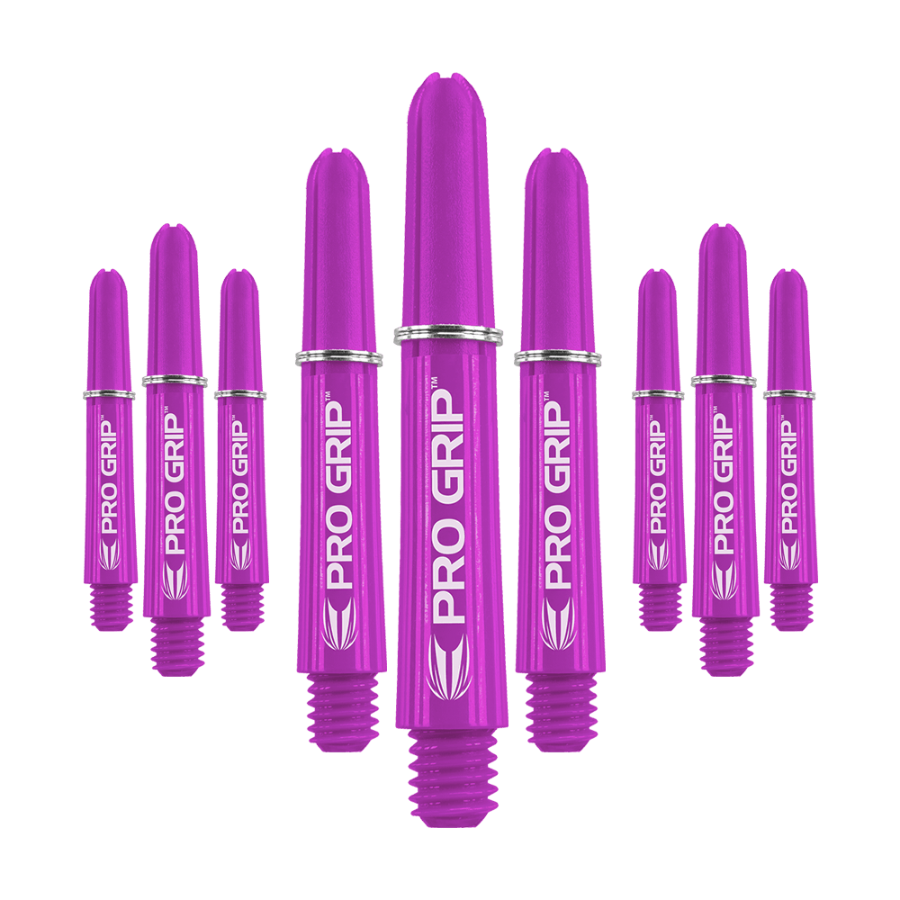 Target Pro Grip Shafts - 3 Sets - Lila Das Bild zeigt neun lilafarbene Dartschäfte mit der Aufschrift "PRO GRIP". Sie sind in einer Reihe angeordnet und haben kleine silberne Ringe.